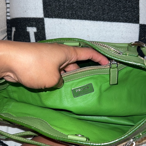 Prada green summer bag - Picture 5 of 9